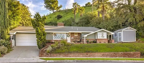 3050 N Lamer, Burbank, CA 91504