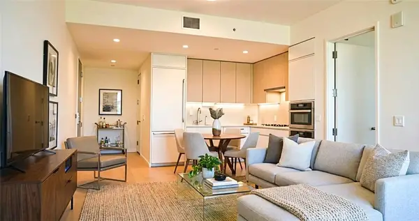 877 Francisco #1801, Los Angeles, CA 90017