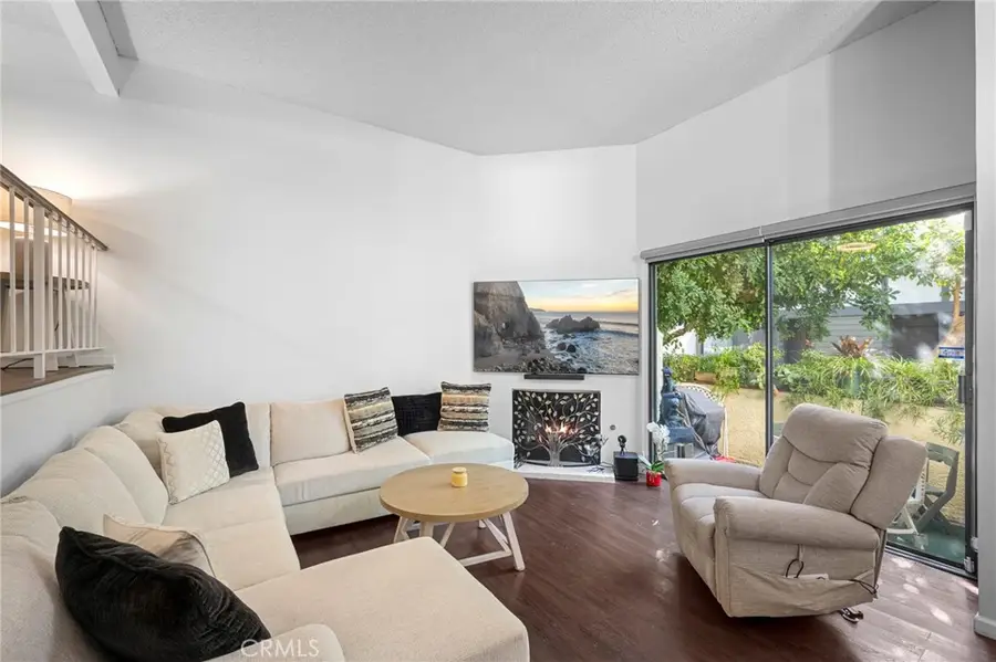 21145 Lassen #3, Chatsworth, CA 91311 - #3