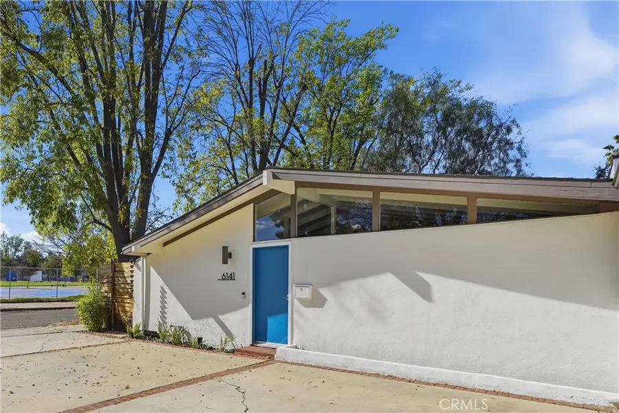 6141 Jumilla, Woodland Hills, CA 91367 - Image #2