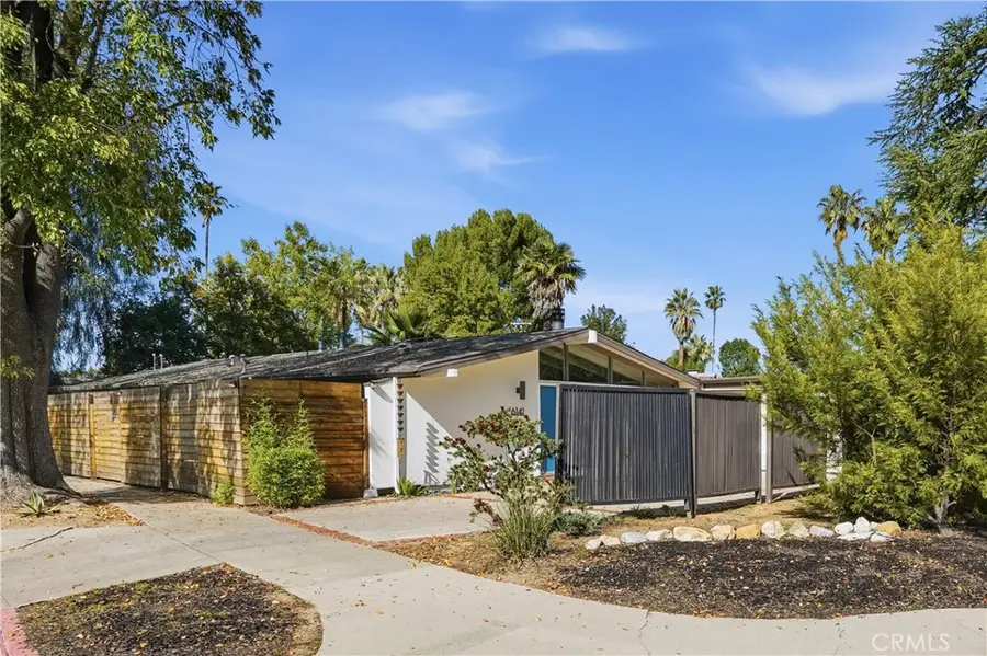 6141 Jumilla, Woodland Hills, CA 91367 - Image #3