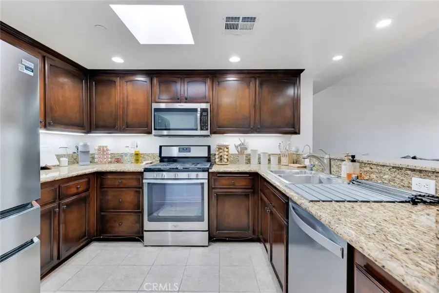 4832 Whitsett Avenue #301, Valley Village, CA 91607 - Image #3