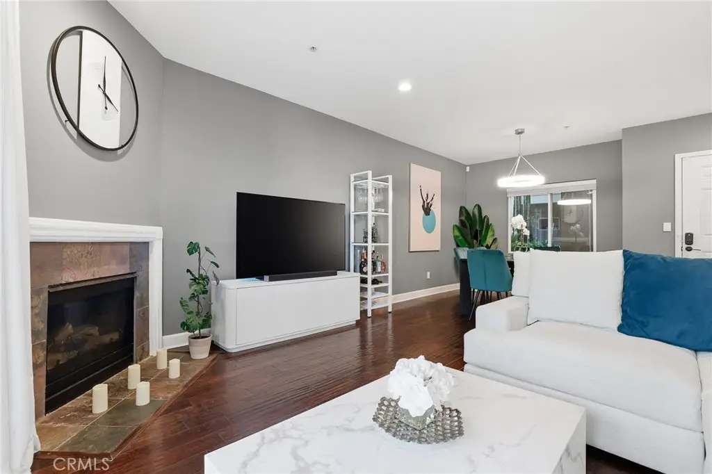 6038 Carlton Way #101, Los Angeles, CA 90028 - #1