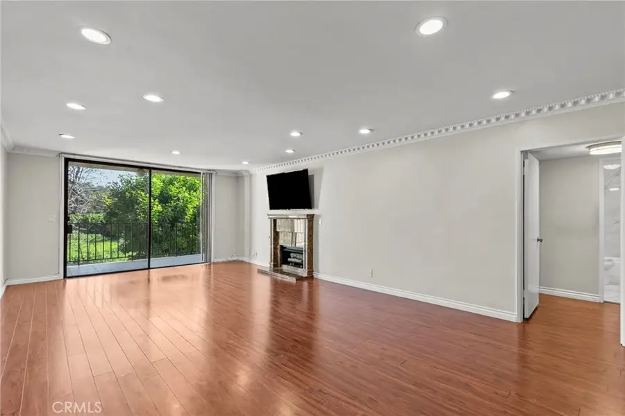 1401 Valley View #334, Glendale, CA 91202 - #2