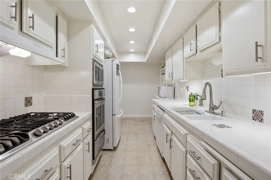 222 N Rose #8, Burbank, CA 91505 - #2