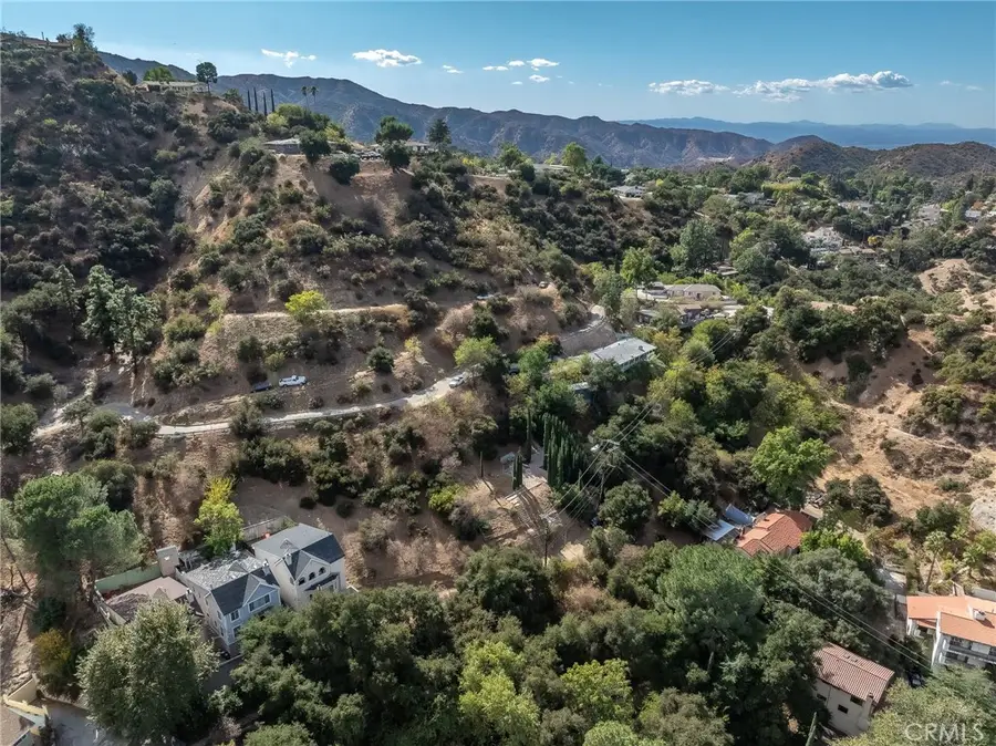 7138 Highcliff Trail, Tujunga, CA 91042 - #2