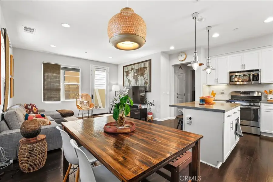 21705 Propello Drive, Saugus, CA 91350 - #3