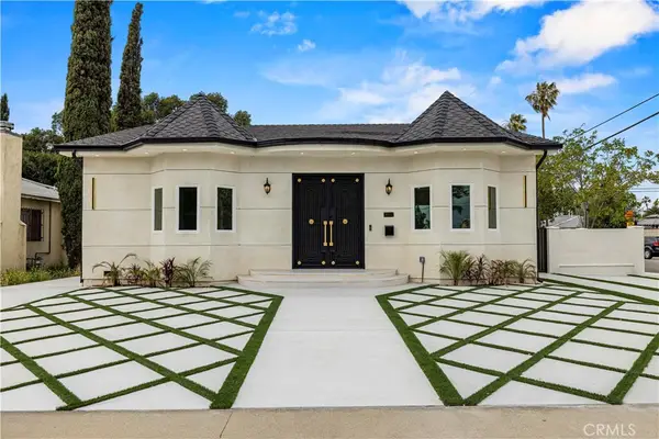 8149 Saint Clair, North Hollywood, CA 91605