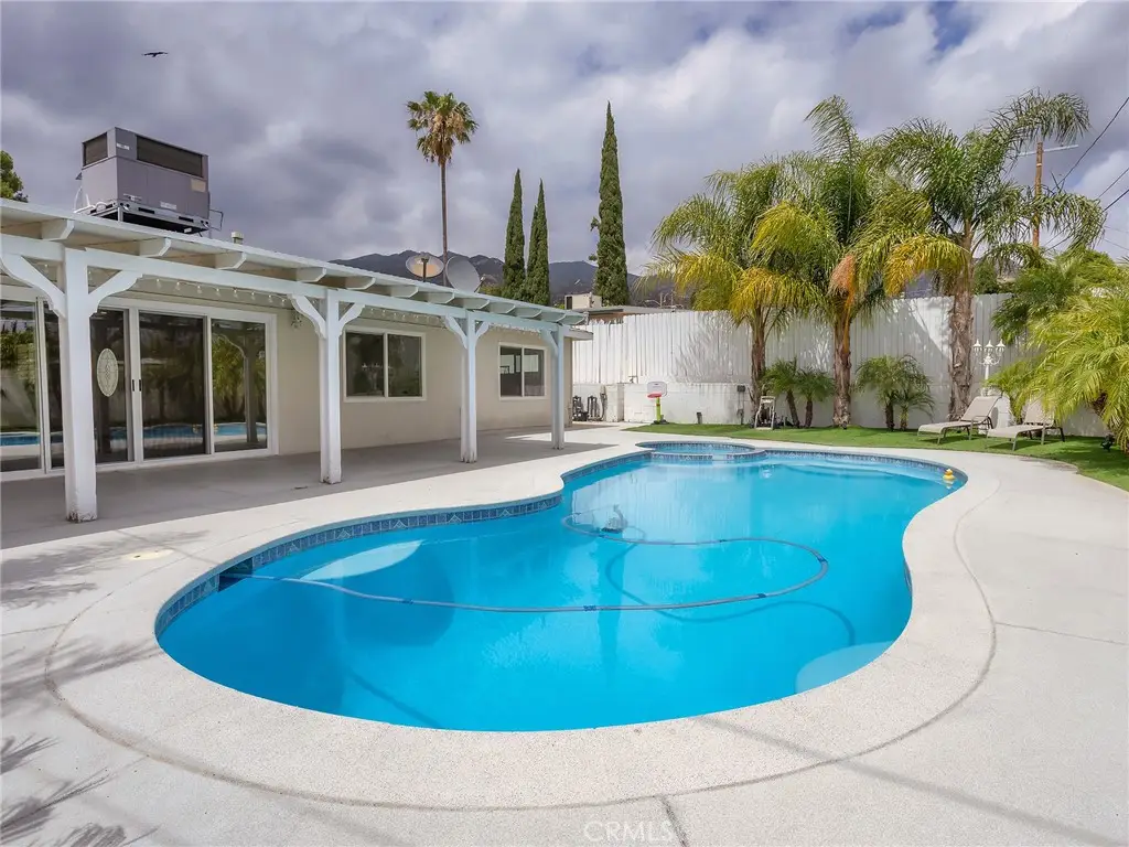 13424 Dyer Street, Sylmar, CA 91342 - #1