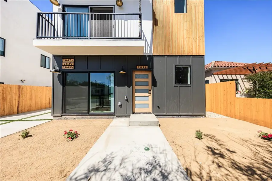 2847 S Victoria, Los Angeles, CA 90016 - #3