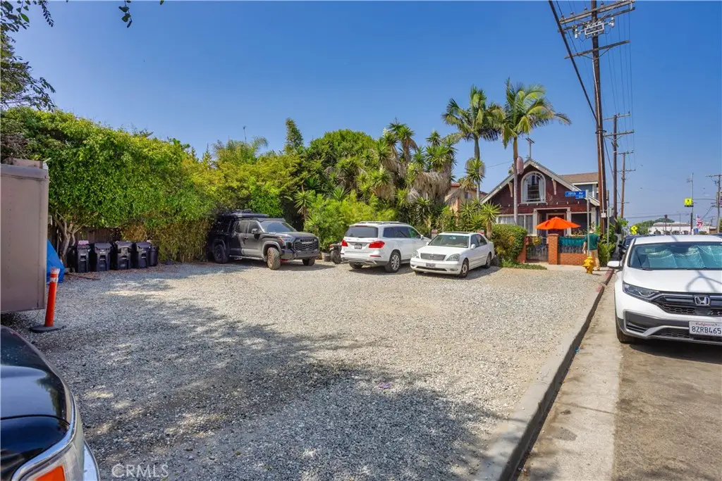 1909 Pacific Avenue, Venice, CA 90291 - #1