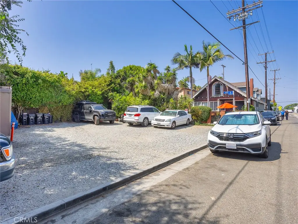 42 19th Avenue, Venice, CA 90291 - #1