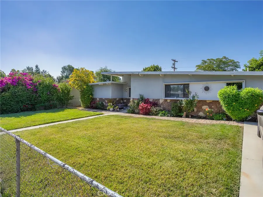 19420 Strathern Street, Reseda, CA 91335 - #2
