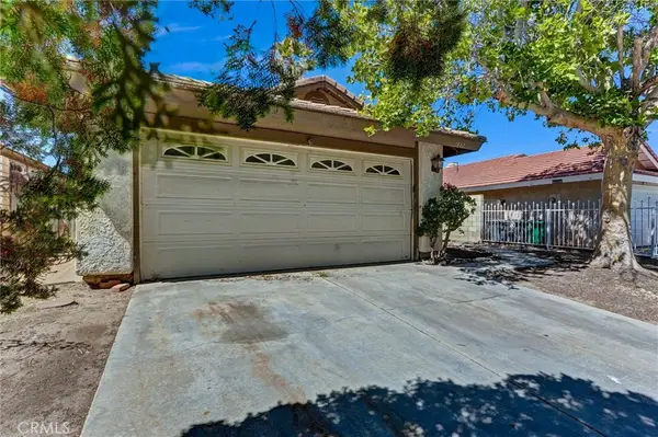 2812 Fairfield Avenue, Palmdale, CA 93550