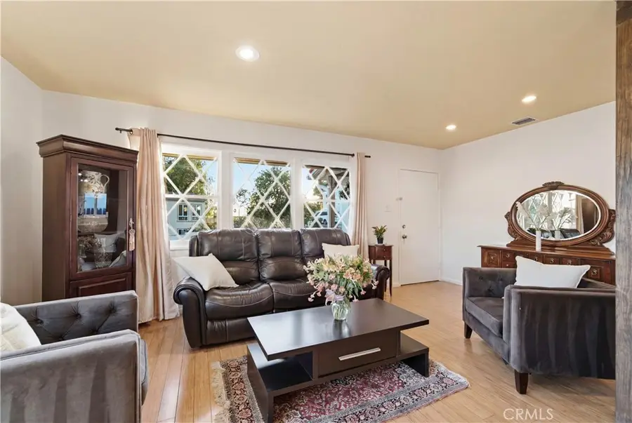 10772 Las Lunitas, Tujunga, CA 91042 - #2