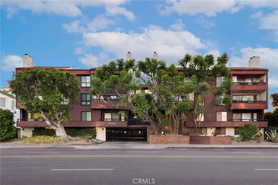 4425 Whitsett Avenue #210, Studio City, CA 91604 - #3