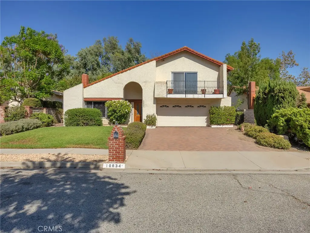 10634 Deering Avenue, Chatsworth, CA 91311 - #1