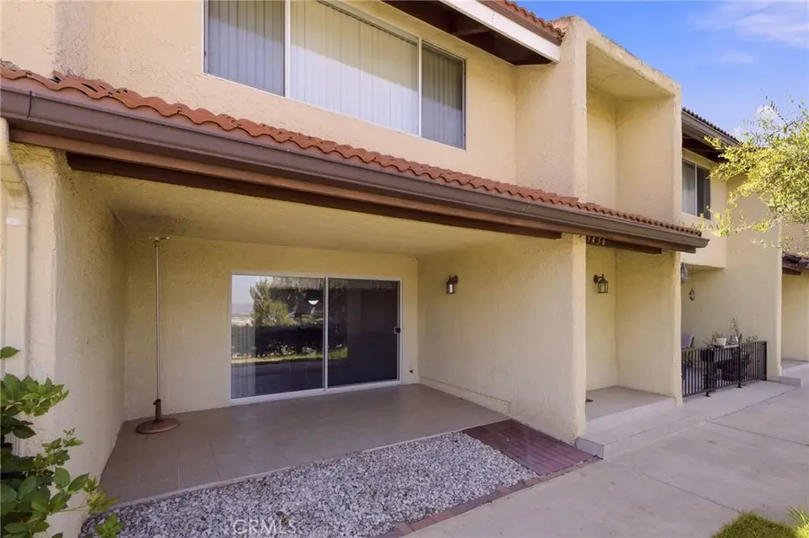 9436 Via Salerno, Burbank, CA 91504 - #2