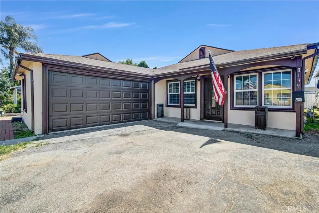 8139 Jellico Avenue, Northridge, CA 91325 - #1