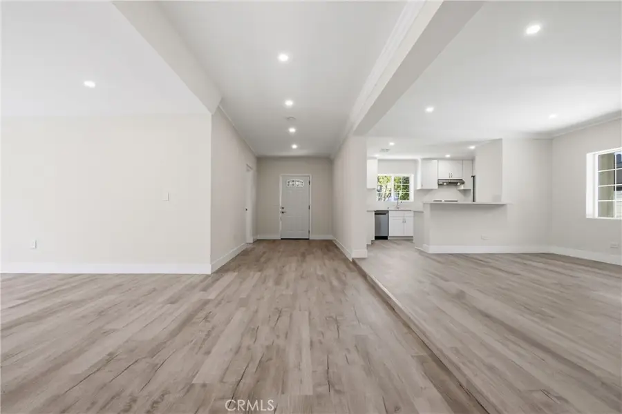10227 Mcvine, Sunland, CA 91040 - #2