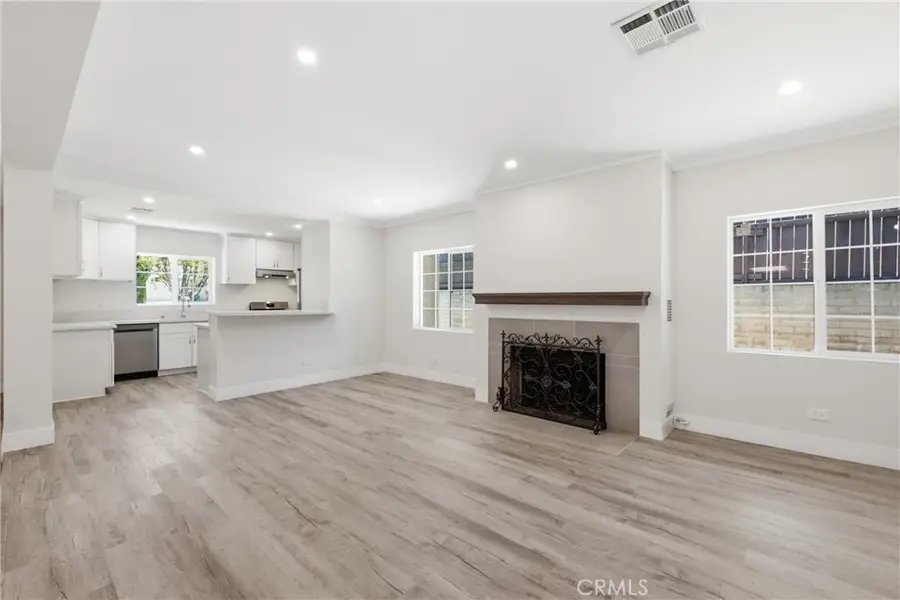 10227 Mcvine, Sunland, CA 91040 - #3