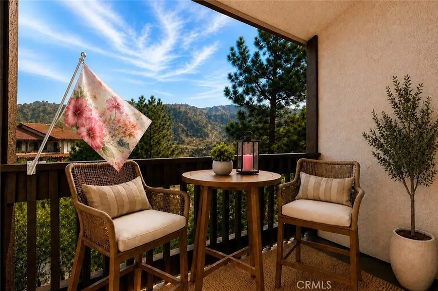 17255 Palisades Circle, Pacific Palisades, CA 90272 - #3