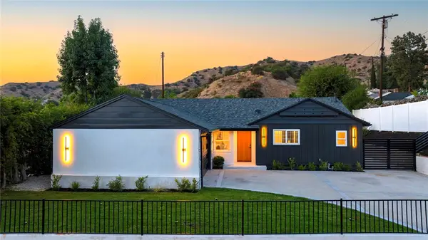 10211 Roscoe, Los Angeles, CA 91352