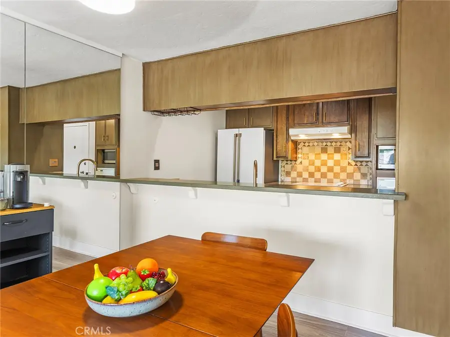 10240 Camarillo Street #208, Toluca Lake, CA 91602 - #3