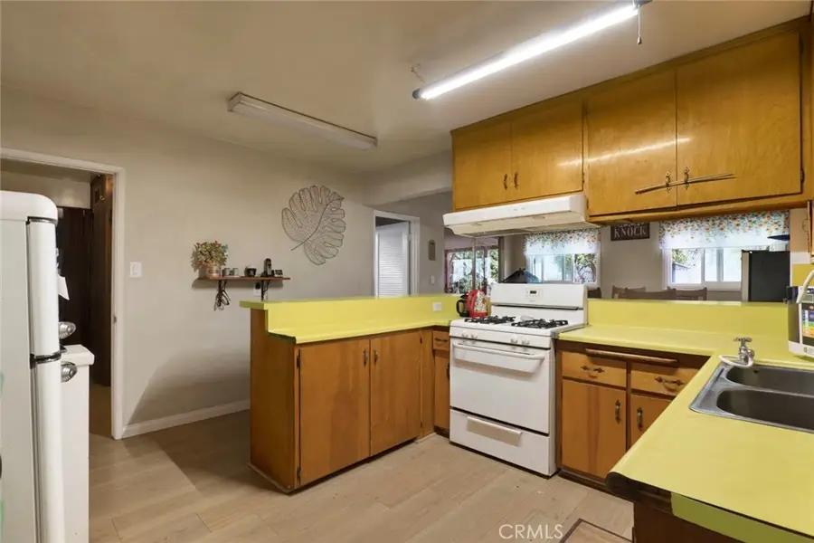 10756 Redmont Avenue, Tujunga, CA 91042 - #3
