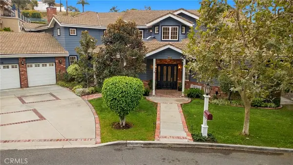 116 Country Club, Burbank, CA 91501