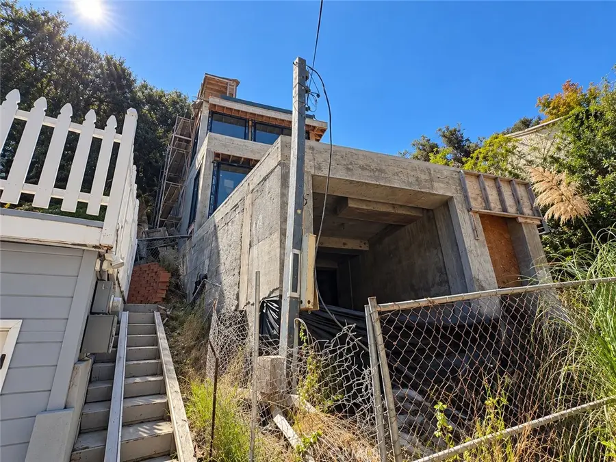 10034 Westwanda, Los Angeles, CA 90210 - #3