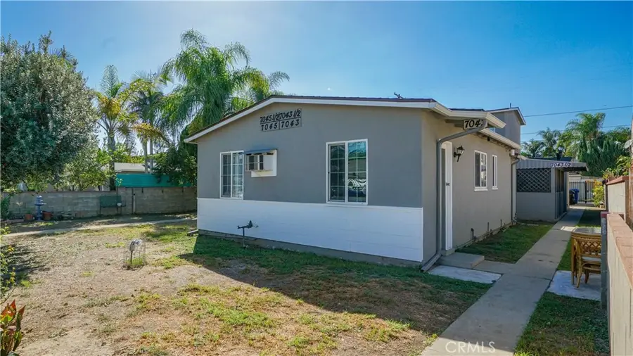7043 Hazeltine Avenue, Van Nuys, CA 91405 - #2
