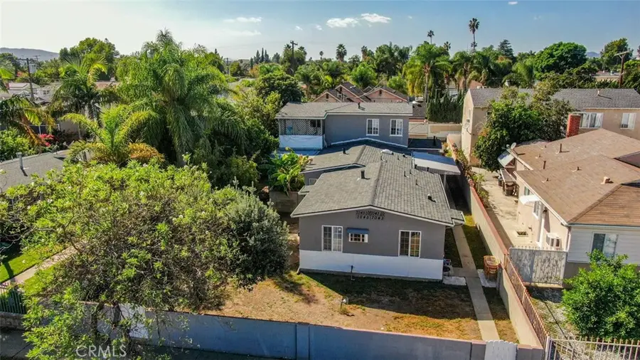 7043 Hazeltine Avenue, Van Nuys, CA 91405 - #3