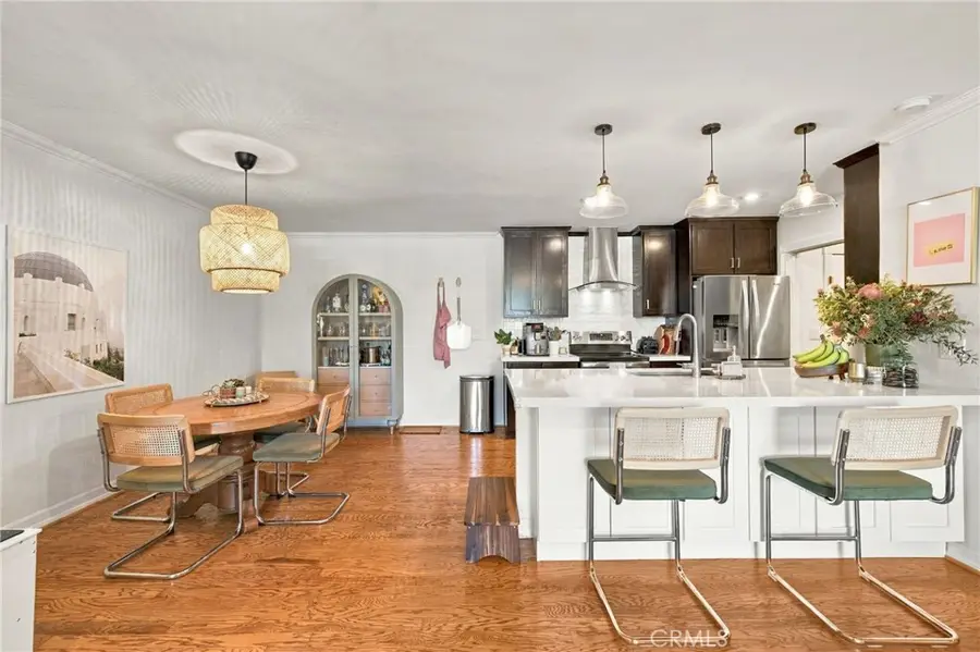 10240 Camarillo #115, Toluca Lake, CA 91602 - #2