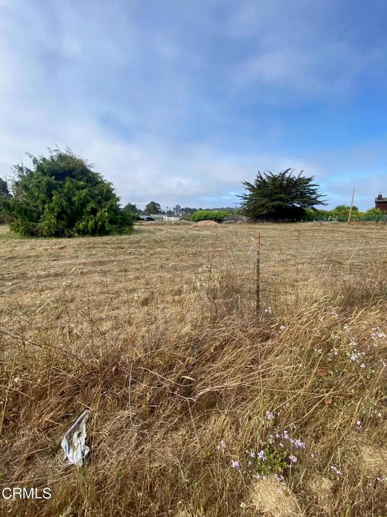 860 Hazelwood Street, Fort Bragg, CA 95437 - Image #1