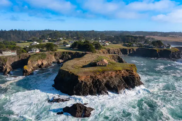 45525 S Caspar Drive, Mendocino, CA 95460