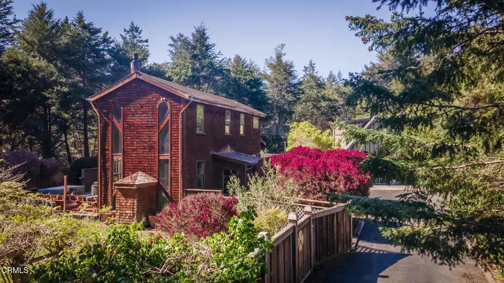 10360 Gary Lane, Mendocino, CA 95460 - #1