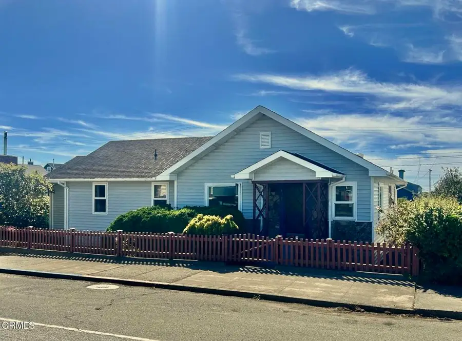 127 N Harrison Street, Fort Bragg, CA 95437 - #2