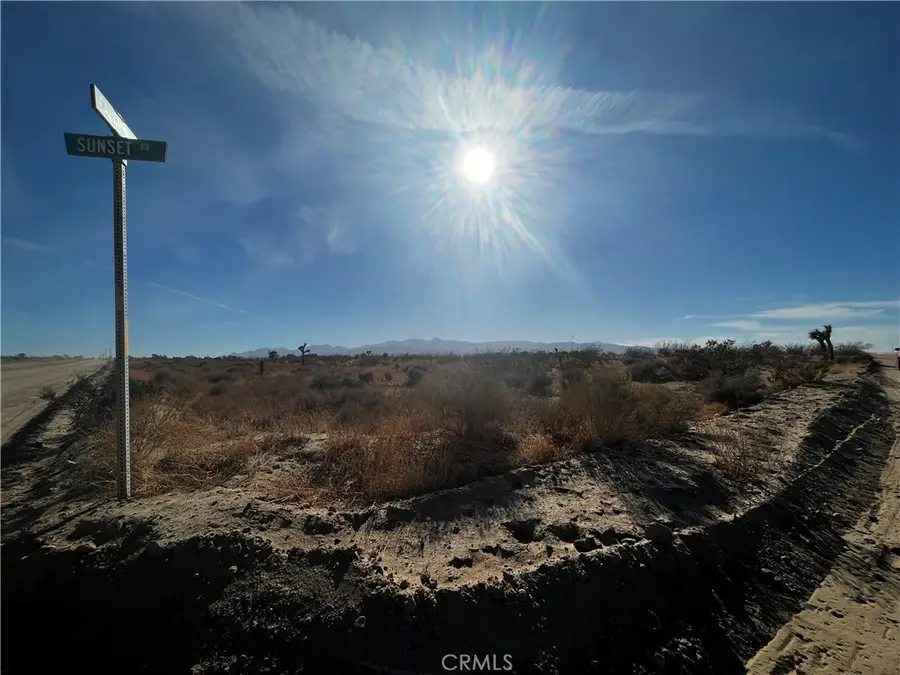 11300 Caughlin Road, Phelan, CA 92371 - #3