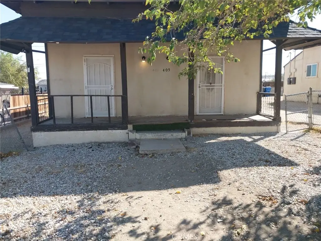 405 A&B N 3rd Avenue #B, Barstow, CA 92311 - #1
