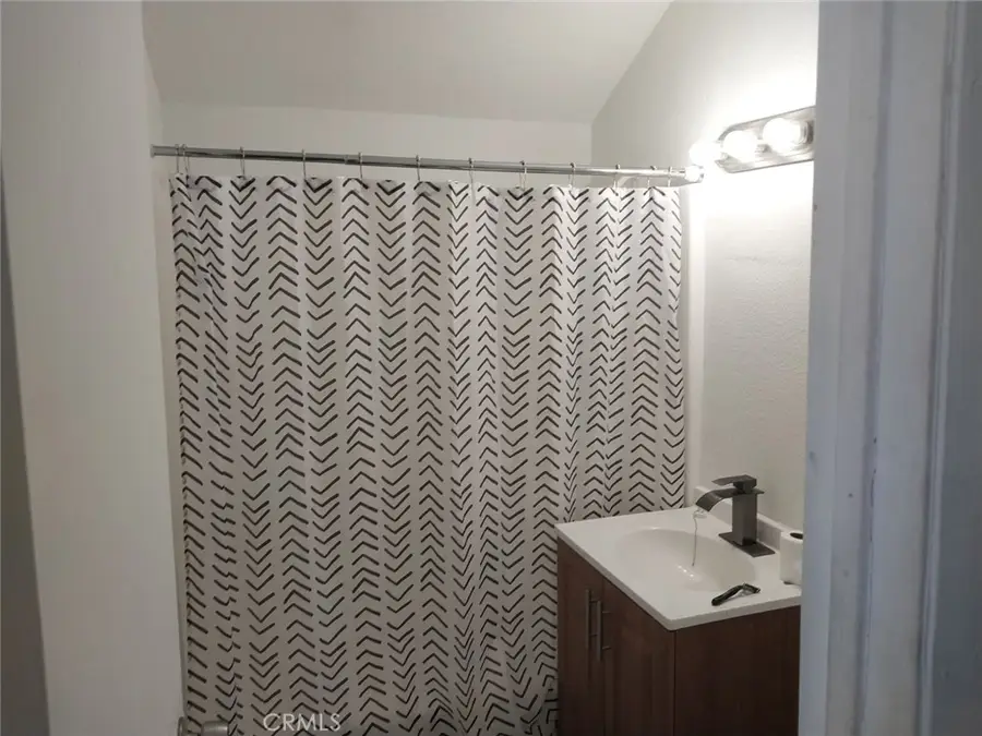 405 A&B N 3rd Avenue #B, Barstow, CA 92311 - #3