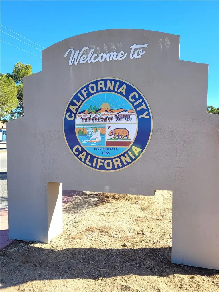 11 Walpole Avenue, California City, CA 93505 - #3