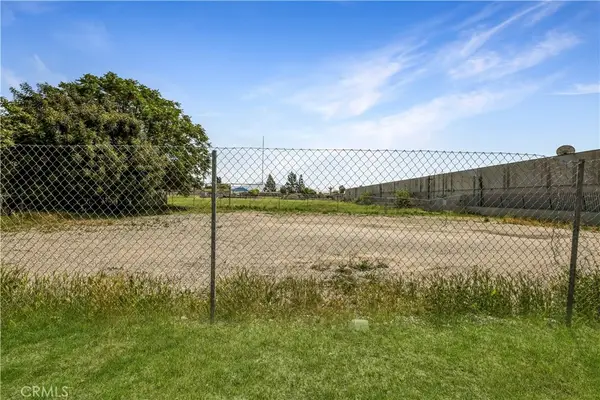 9971 Cedar Avenue, Bloomington, CA 92316