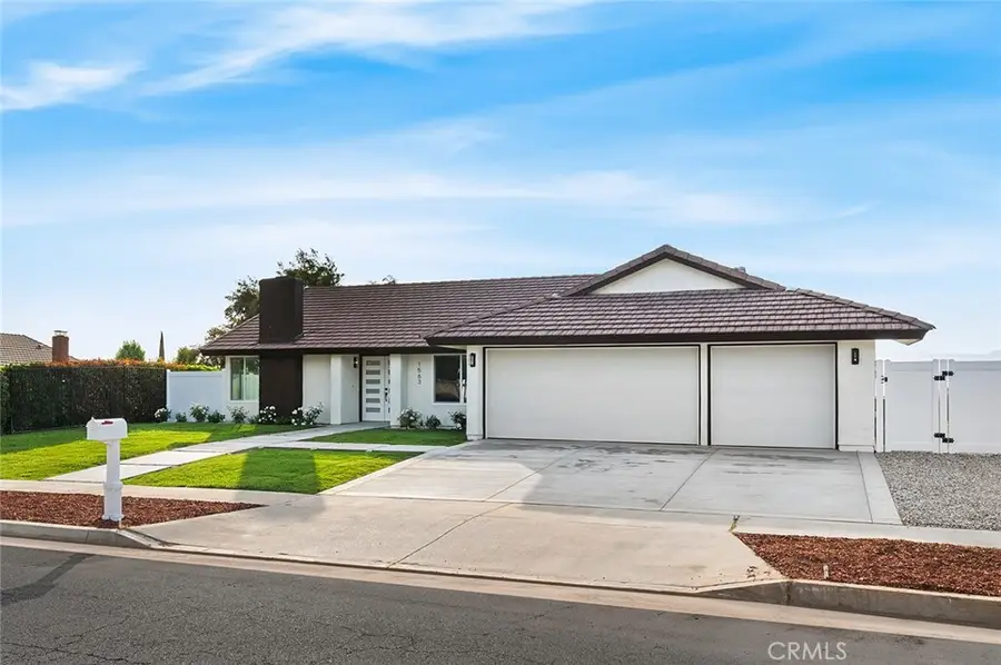 1563 Gary Lane, Redlands, CA 92374 - Image #3