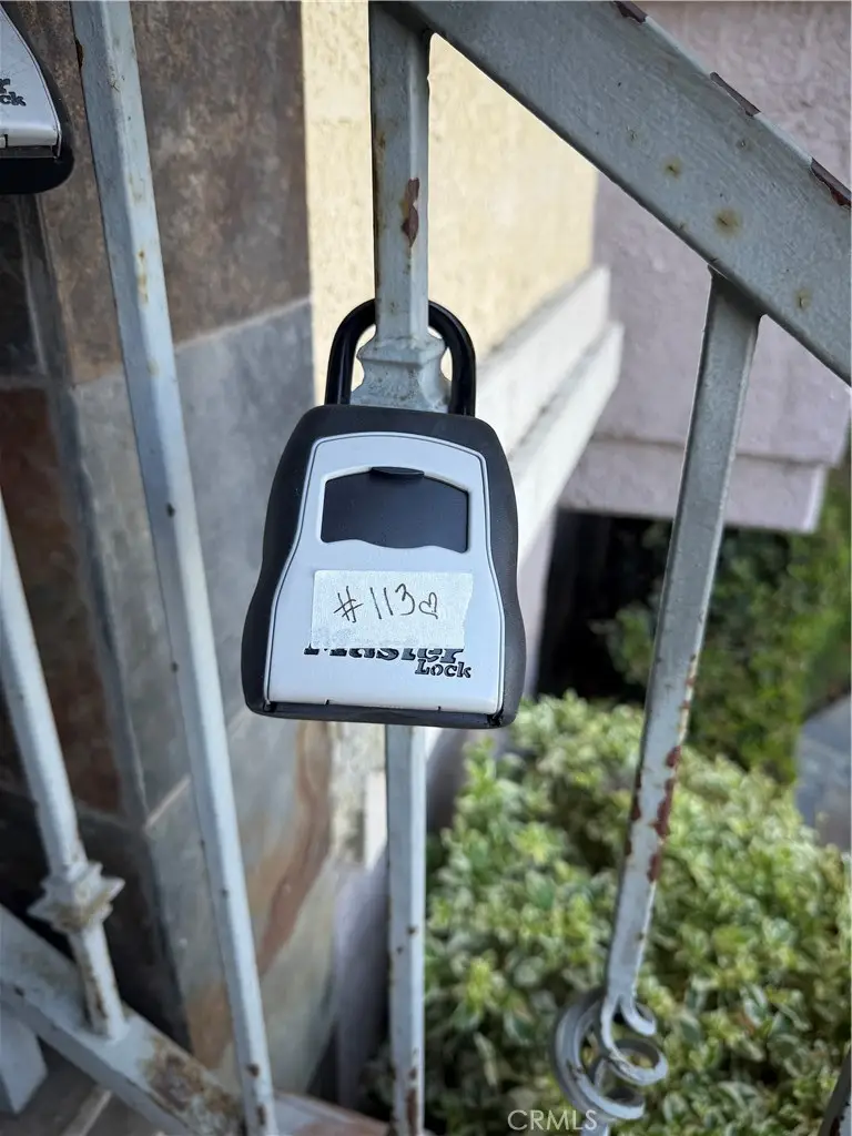 7035 Woodley Avenue #113, Van Nuys, CA 91406 - Image #3