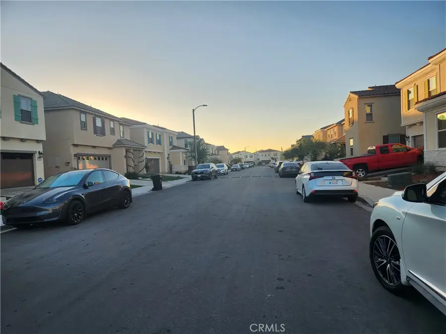938 W Jasmine Way, Rialto, CA 92376 - #3