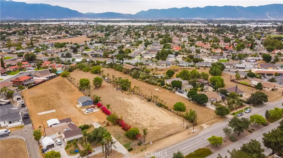 778 Bloomington Avenue, Bloomington, CA 92316 - #2