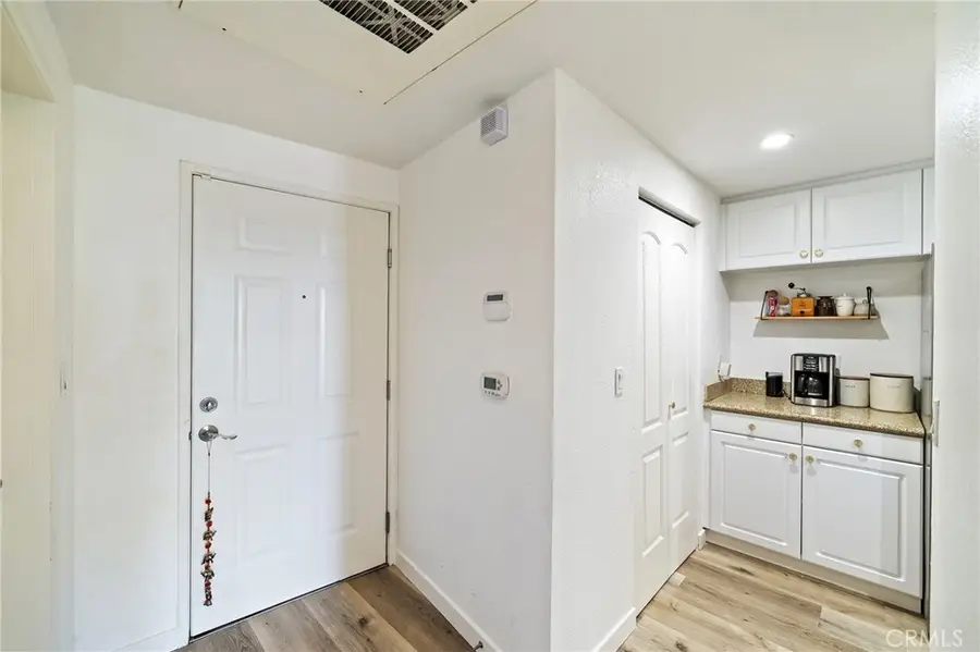 838 Pine Avenue #211, Long Beach, CA 90813 - Image #2