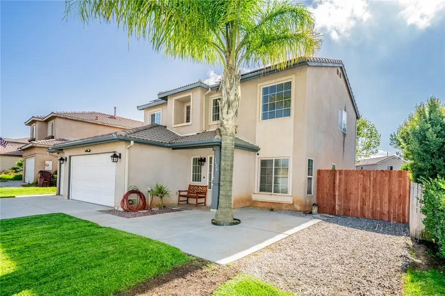 1626 Stone Creek, Beaumont, CA 92223 - Image #2