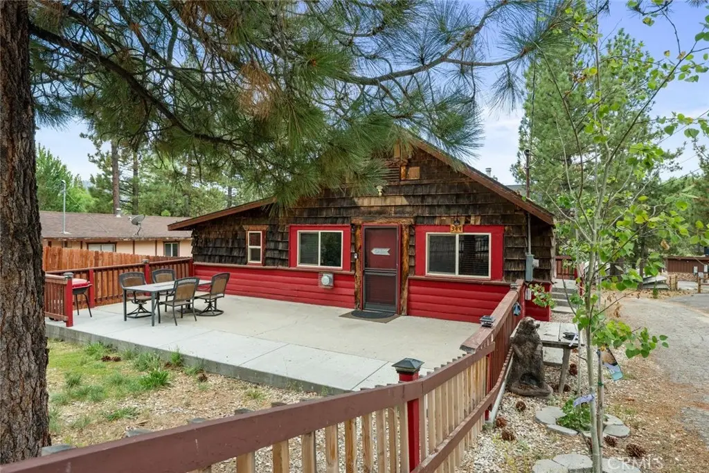 344 Edgemoor, Big Bear Lake, CA 92315 - #1